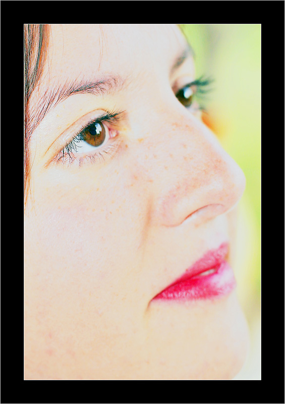 http://www.zsolution.net/gallery/galleries/Portraits/130_3080.jpg