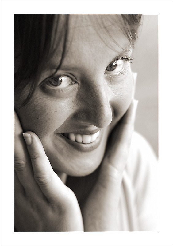 http://www.zsolution.net/gallery/galleries/Portraits/131_3120nb.jpg